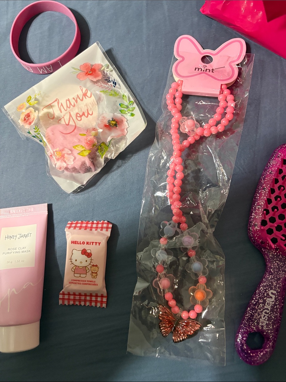 Pink Girls' Bath & Body Gift Set with Accessories, necklace, headband, lip balm, - Picture 6 of 16